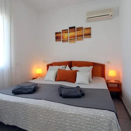 Leon Inmo Bella - 10412 Apartament