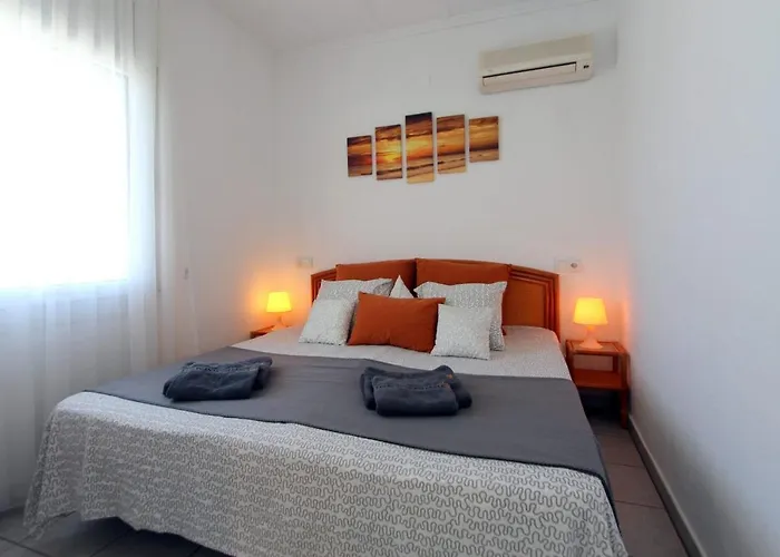 Leon Inmo Bella - 10412 Apartament